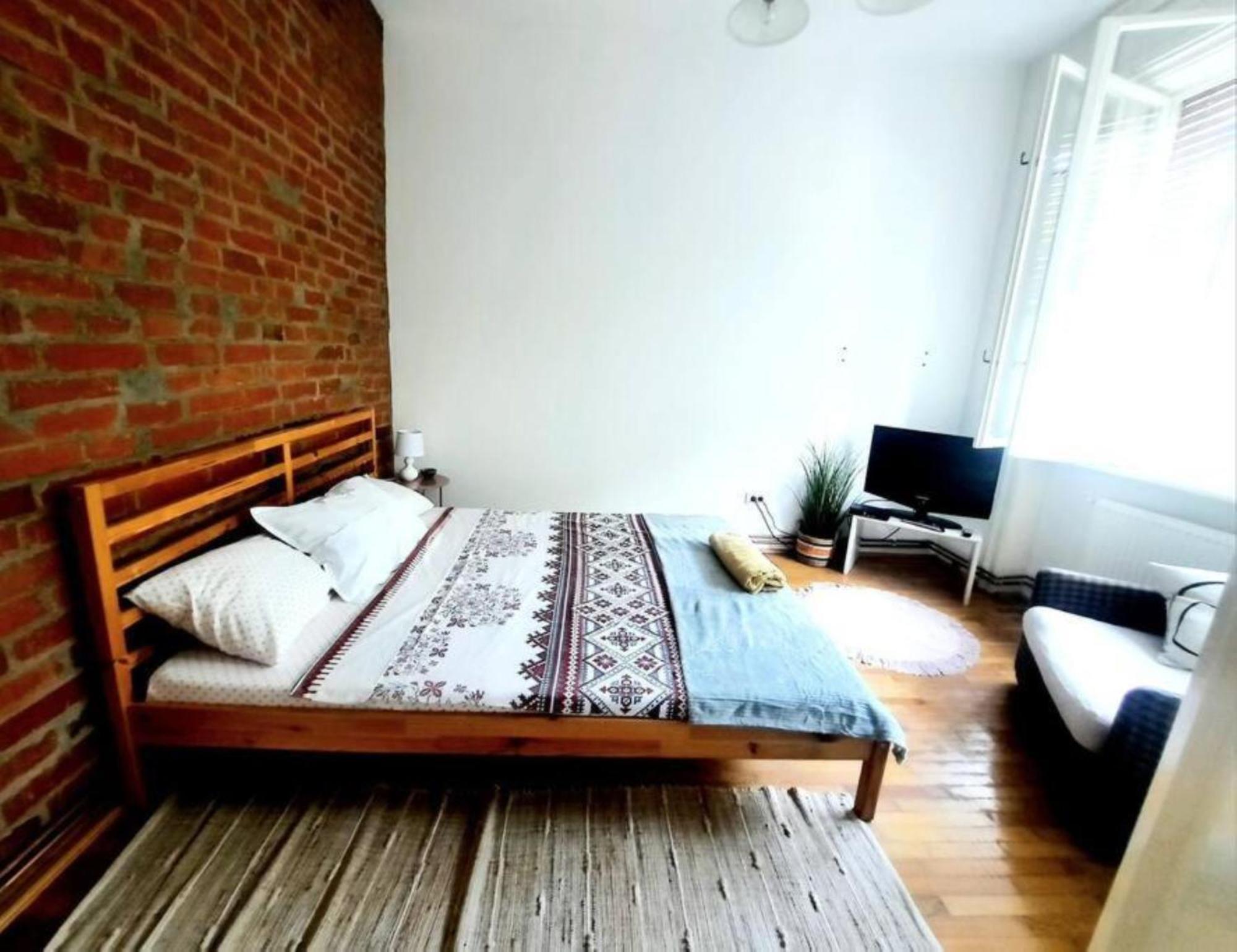 One Bedroom By The Park Old Town Belle Vue ティミショアラ エクステリア 写真