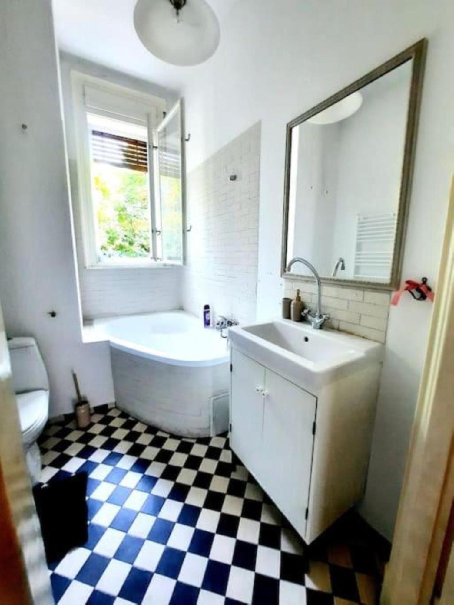 One Bedroom By The Park Old Town Belle Vue ティミショアラ エクステリア 写真